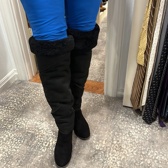 UGG MONDRI OVER THE KNEE BOOT IN SOFT SHEEPSKIN 4 INCH WEDGE - Picture 9 of 13